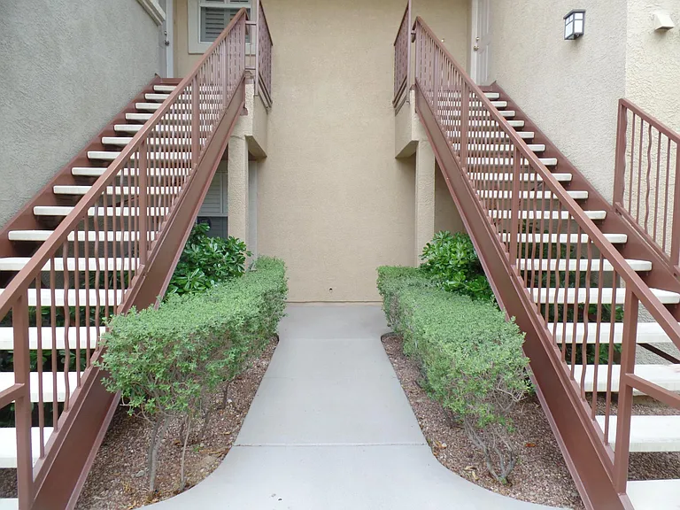 904 Domnus Ln #105 — Photo 4