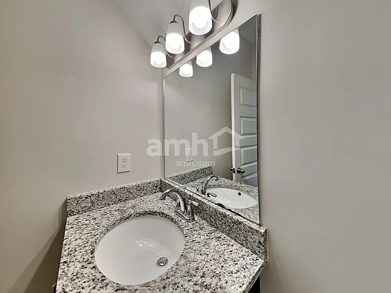 5217 Tupelo St — Photo 7