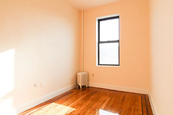 Rented by Voro New York | media 12