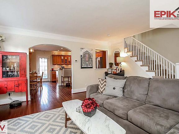 Open and bring living room