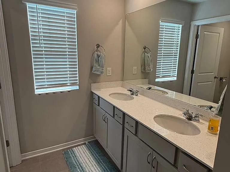 10340 Powell Ave — Photo 19