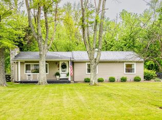 2061 Irwin Cemetery Ln, Goshen, OH 45122