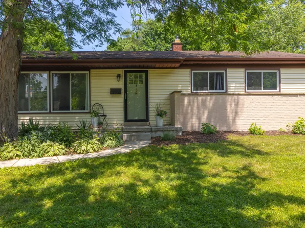 2703 Towner Blvd, Ann Arbor, MI 48104