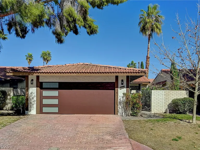 3420 Calle De Corrida — Photo 1