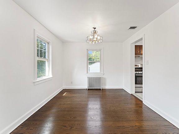 2nd image of 409 Tappan Rd Floor 2