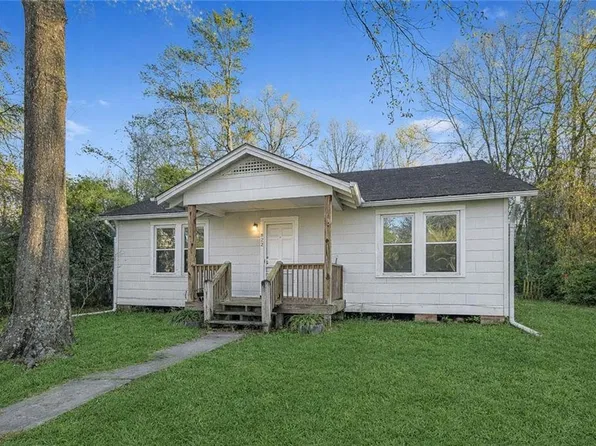 822 W 21st Ave, Covington, LA 70433