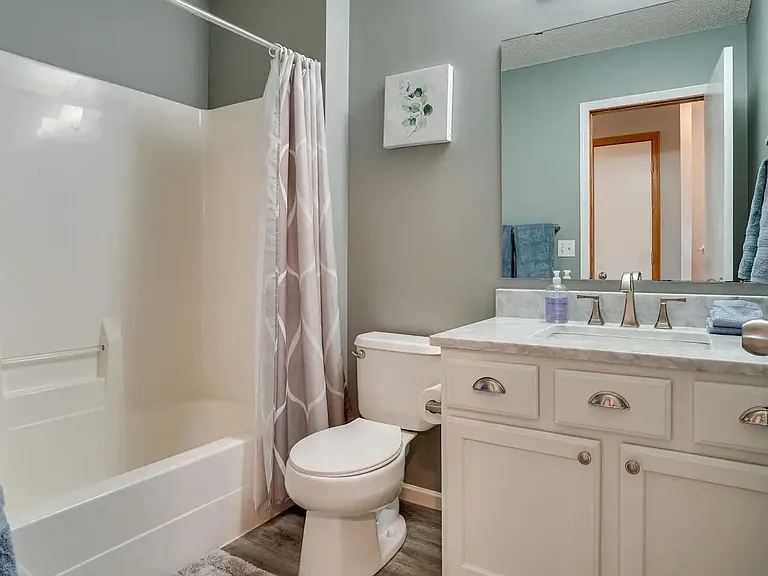 Hallway upstairs bathroom