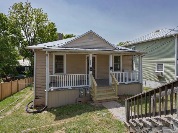 205 Diamond St, Lexington, VA 24450