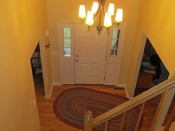 2nd image of 4611 Dartmouth Cir