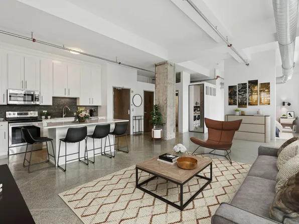 350 Saint Peter St Unit 908, Saint Paul, MN 55102