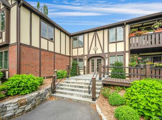 16 Manville Ln APT 2, Pleasantville, NY 10570