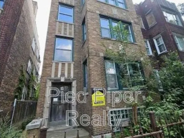 7825 S Yates Blvd APT 2, Chicago, IL 60649