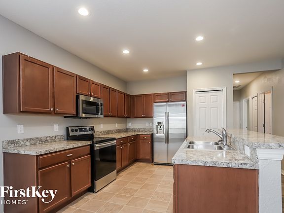 4th image of 7402 Indigo Oasis Ct