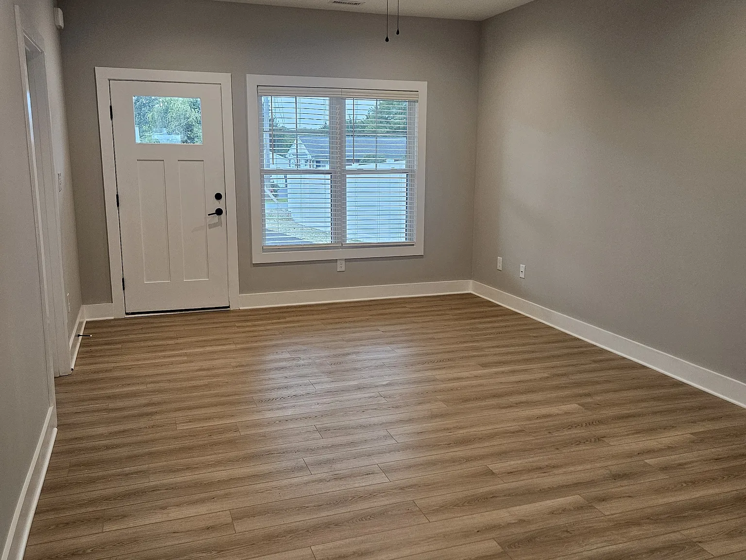 77 Shelor Drive - C — Photo 2