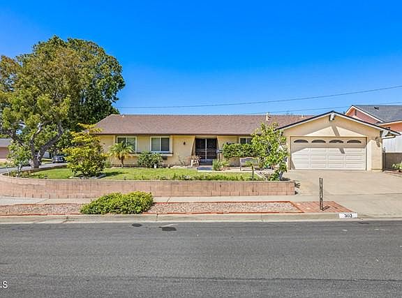 2nd image of 303 N San Mateo Ave