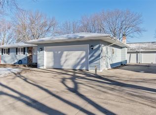 2900 28th Ave, Marion, IA 52302