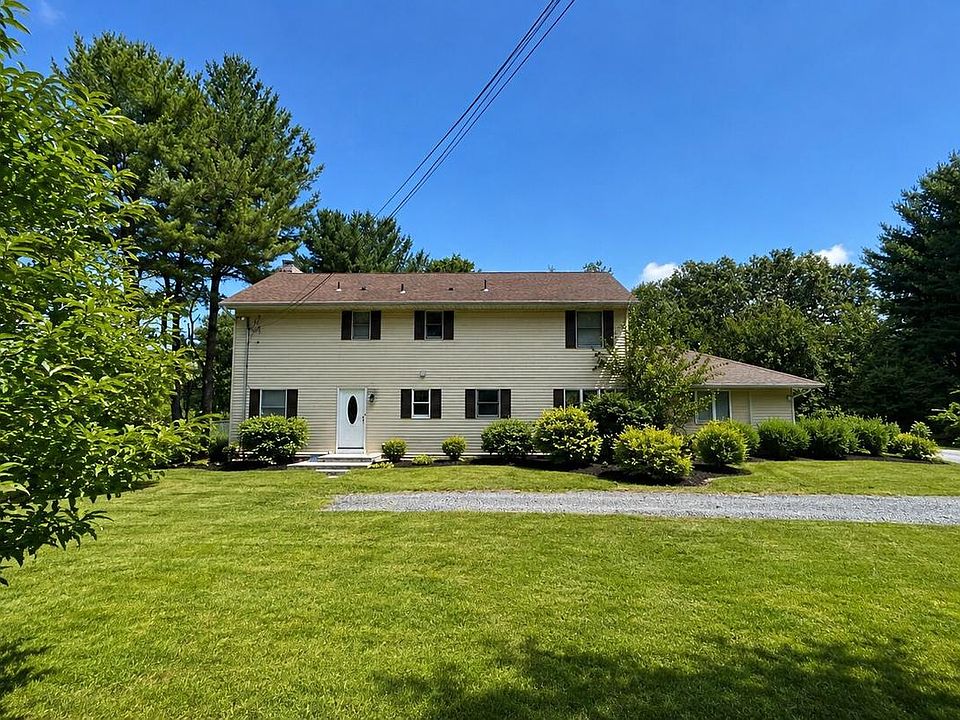 1st image of 121 Rabbit Hill Rd