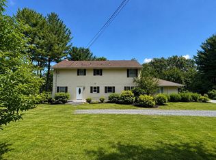 121 Rabbit Hill Rd, West Windsor, NJ 08550