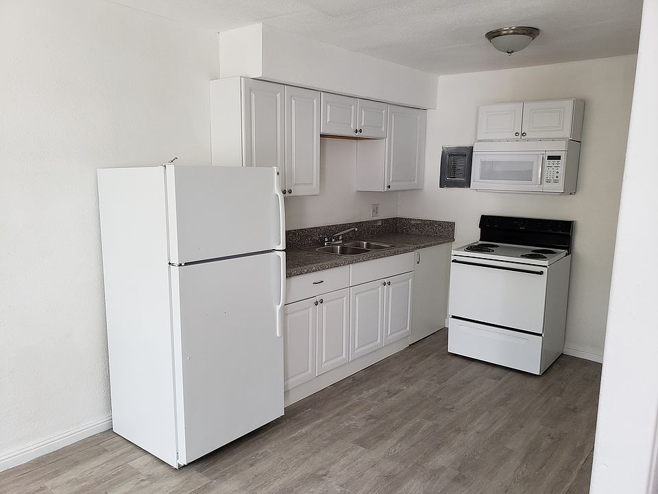 1st image of 2108 Sunrise Ave APT 2