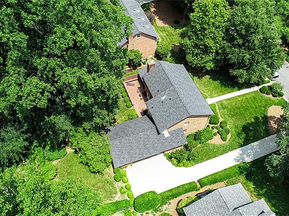 5th image of 3711 Hazel Ln