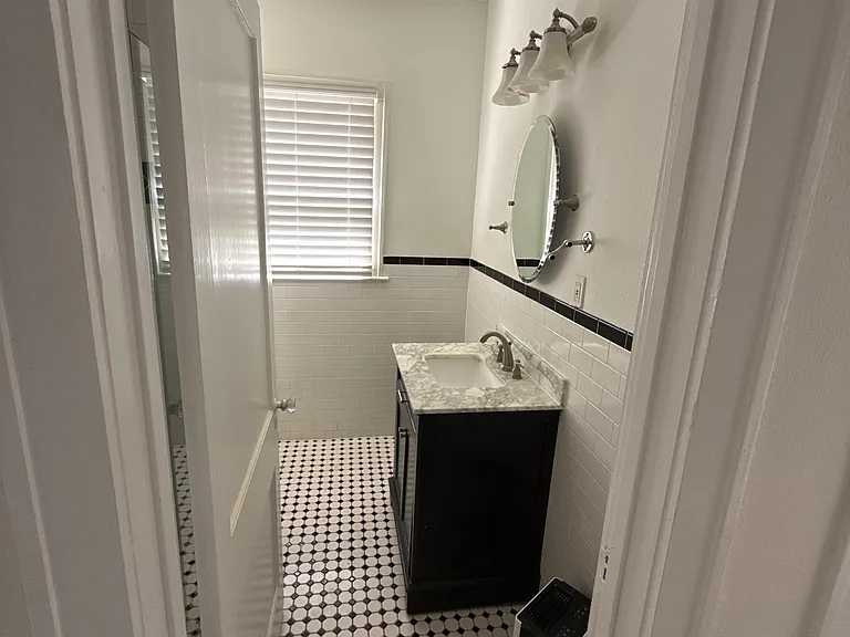 1522 Kings Hwy — Photo 8