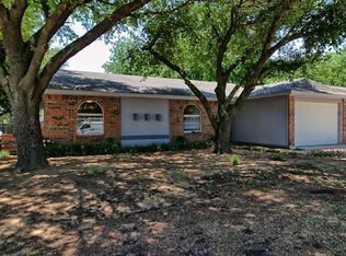5744 Macrae St, Haltom City, TX 76148
