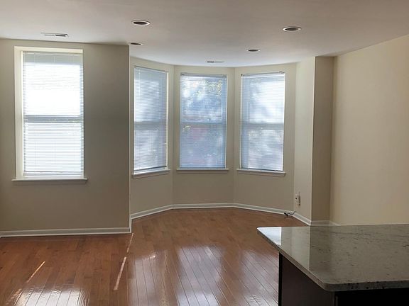 5th image of 2215 Saint Albans St #2