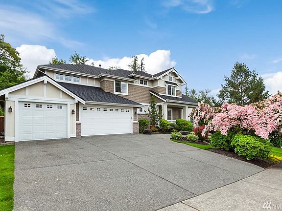 2nd image of 23961 SE 8th Pl