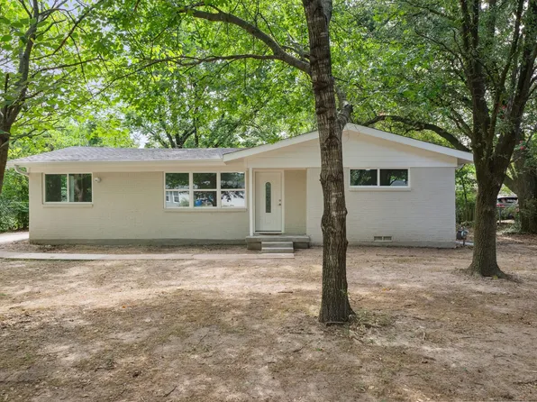 220 N Trego Ct, Dallas, TX 75217