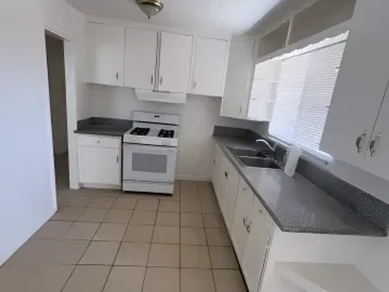 16709 City View Dr — Photo 7