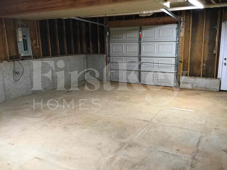 138 Springfield Dr — Photo 16