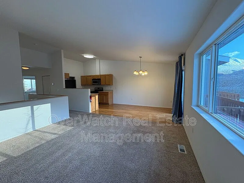 3 bed, 2.0 bath, 1494 sqft, $2,800 — Photo 1