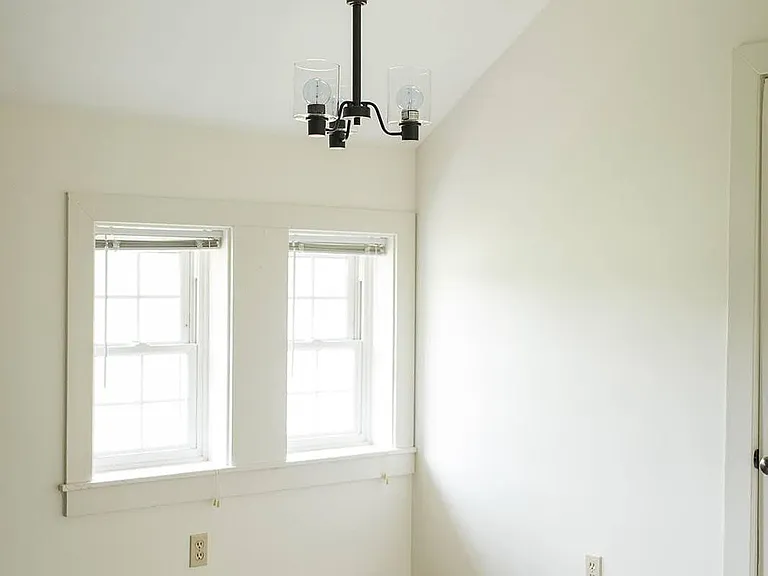6022 Carpenter St — Photo 10
