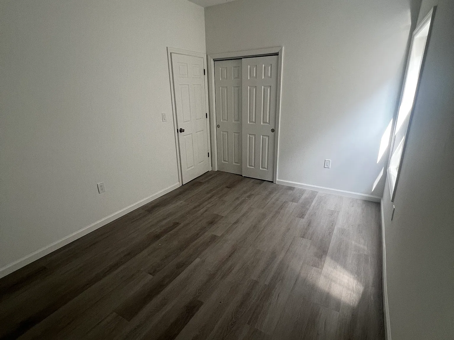 3 bed, $3,000 — Photo 3