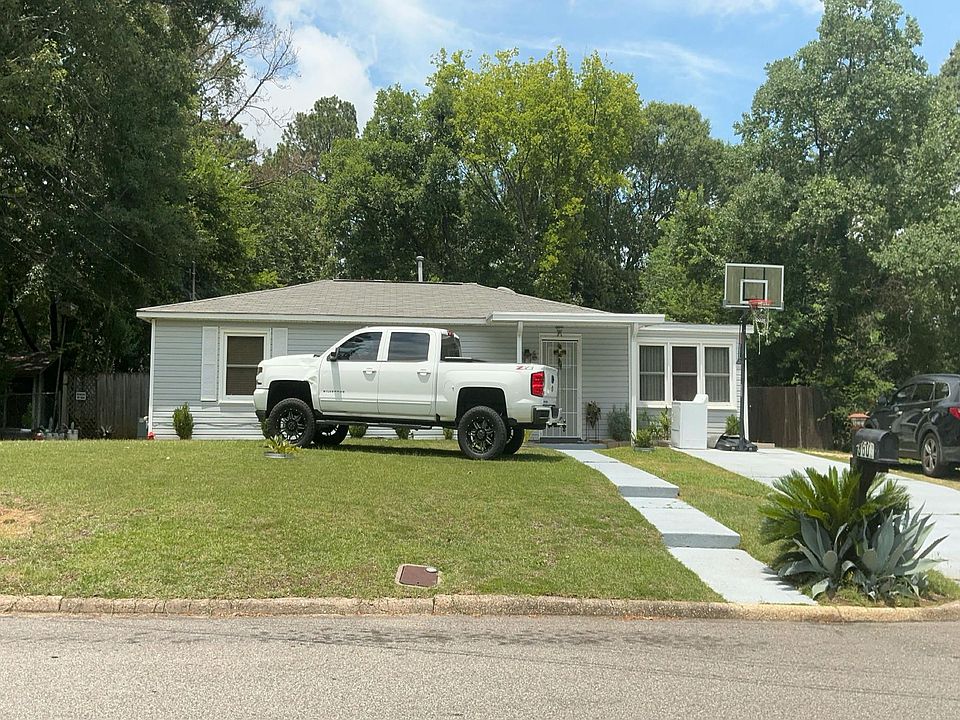 1st image of 3609 Elmdale Rd