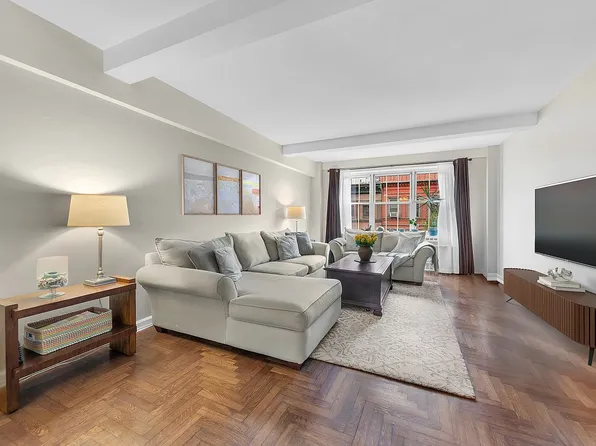 320 W 76th St APT 6F, Manhattan, NY 10023
