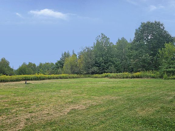 4th image of 826 Waterville Road