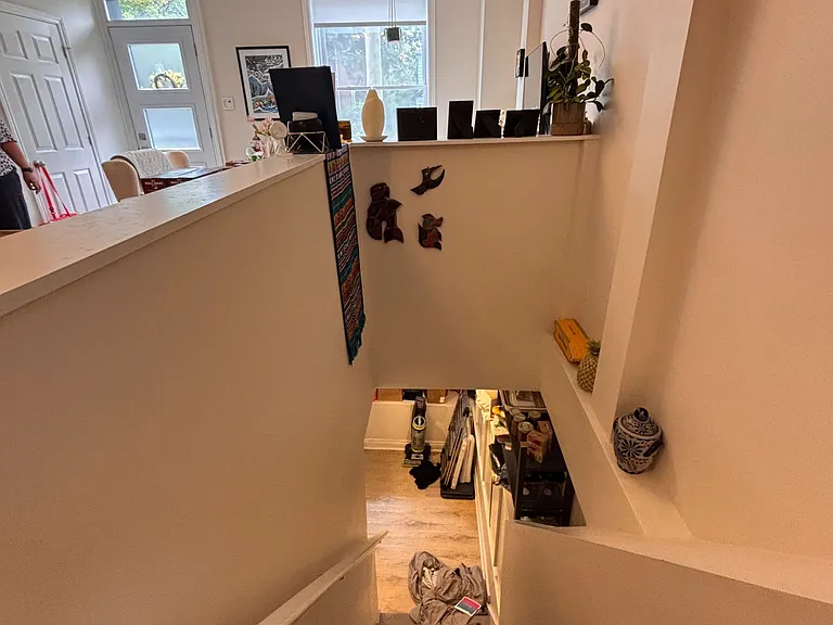 451 Sunnyside Ave — Photo 13