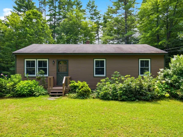 18 Goshen Drive, Loudon, NH 03307