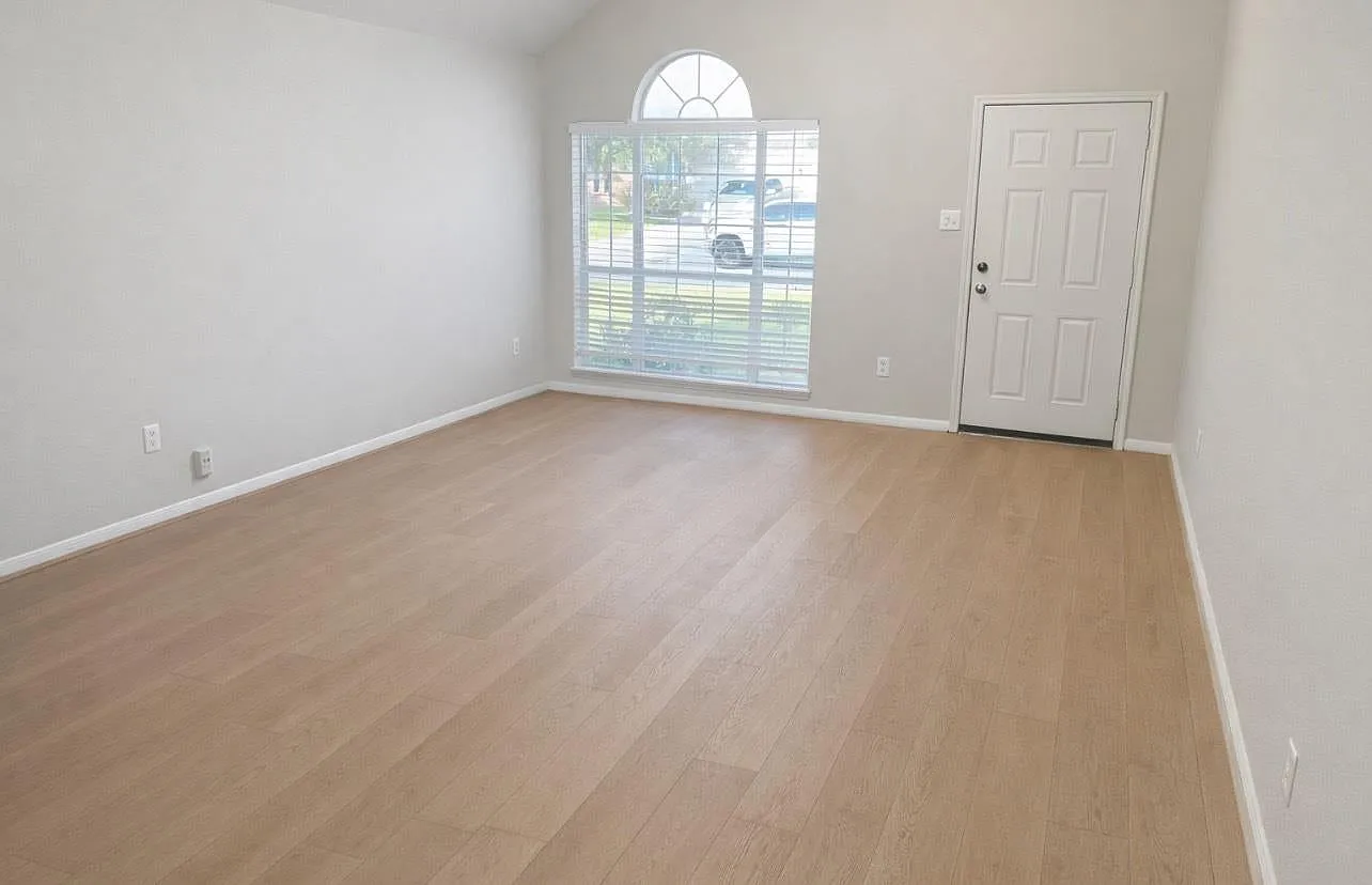 3 bed, 1563 sqft, $1,850 — Photo 3