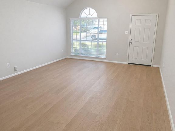3rd image of 22531 Goss Spring Ct