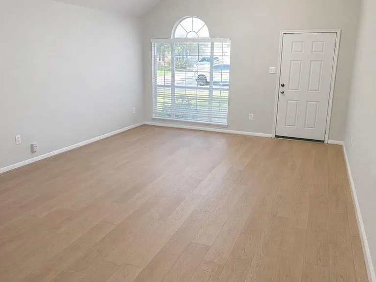 22531 Goss Spring Ct — Photo 2