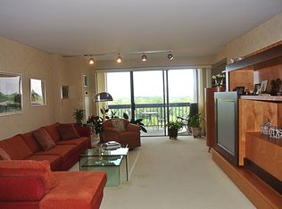 270-10 Grand Central Pkwy APT 11G, Floral Park, NY 11005