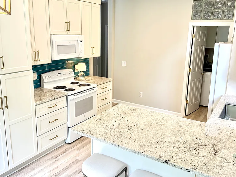 3005 Rennit Ct — Photo 21