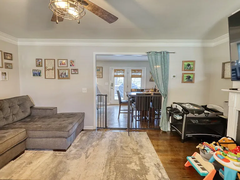 Trammel Dr — Photo 10