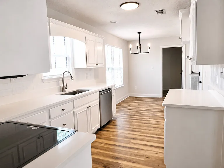 3104 Wax Myrtle Ln — Photo 14