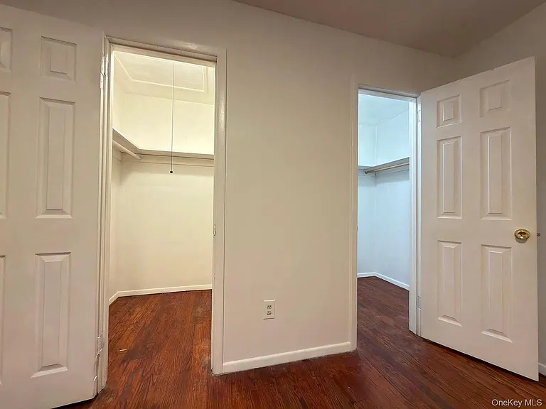 18 Bedford Ave #HOUSE — Photo 11