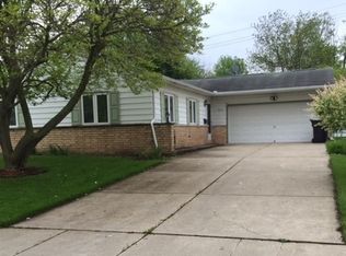 5015 Selkirk Dr, South Bend, IN 46614