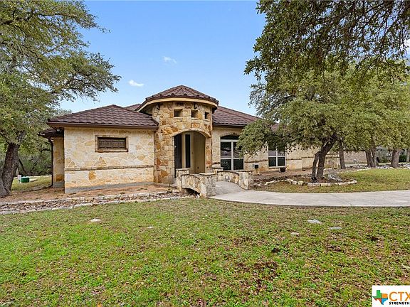 4th image of 2824 Mountain High Dr