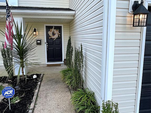 3rd image of 3201 Twinflower Ln